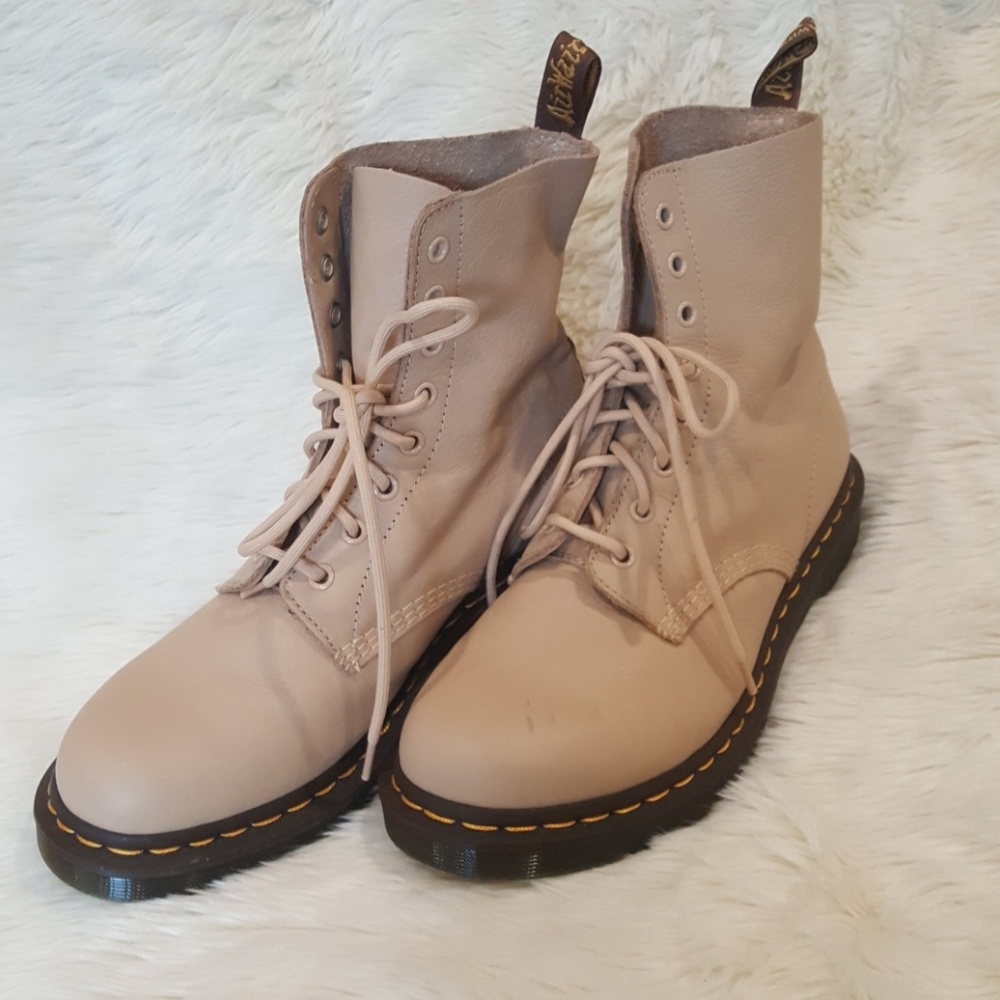 Dr. Martens Pascal Boots